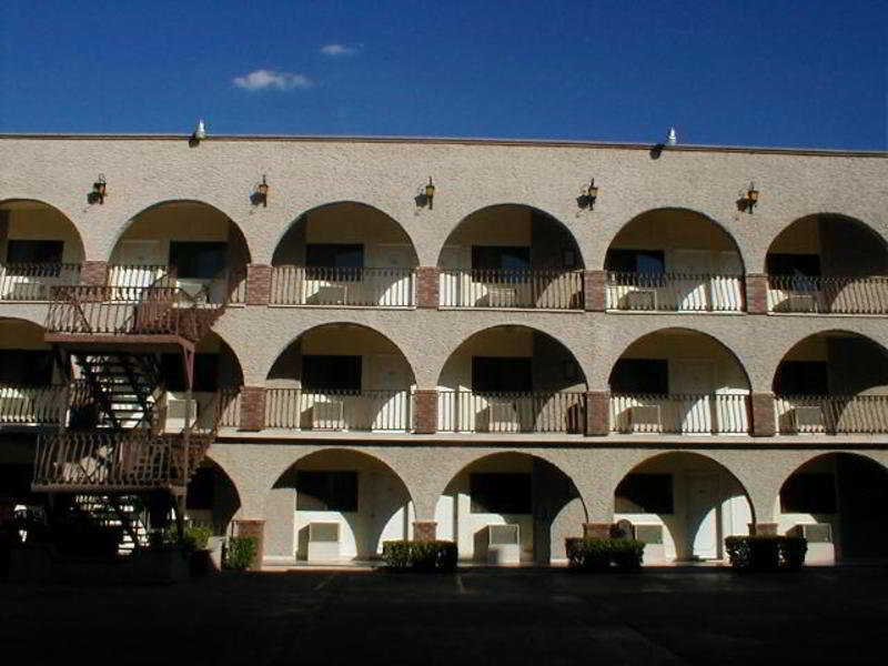 מלון סיודאד חוארס Plaza Consulado מראה חיצוני תמונה