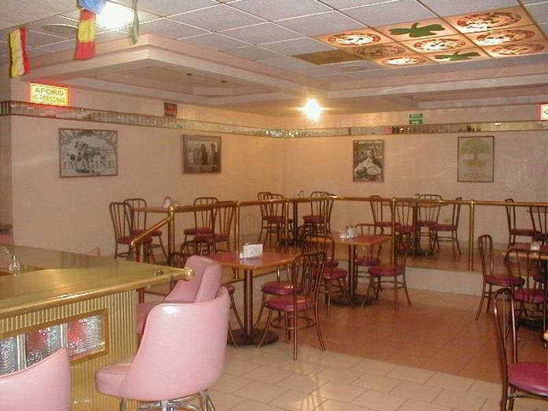 מלון סיודאד חוארס Plaza Consulado מראה חיצוני תמונה